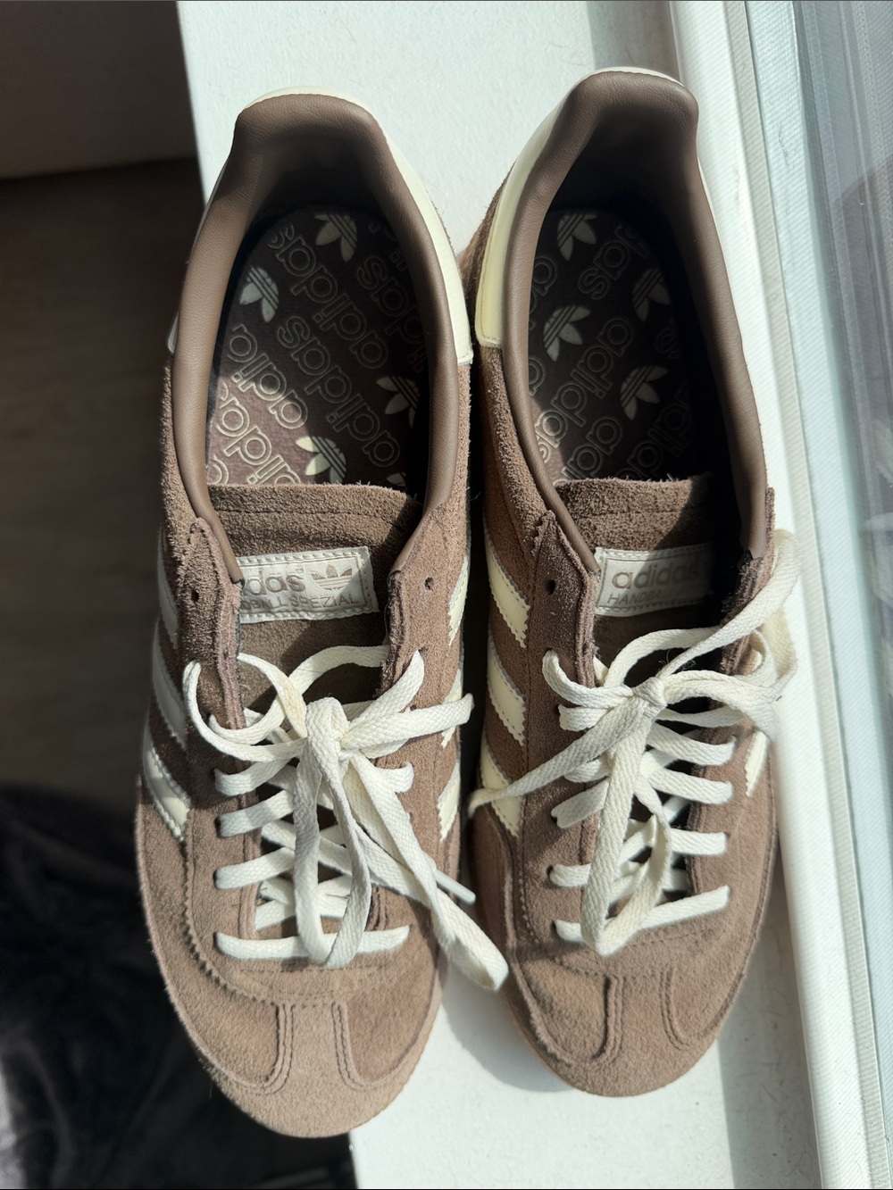 LIKE NEW adidas spezial sneakers - Picture 6 of 6